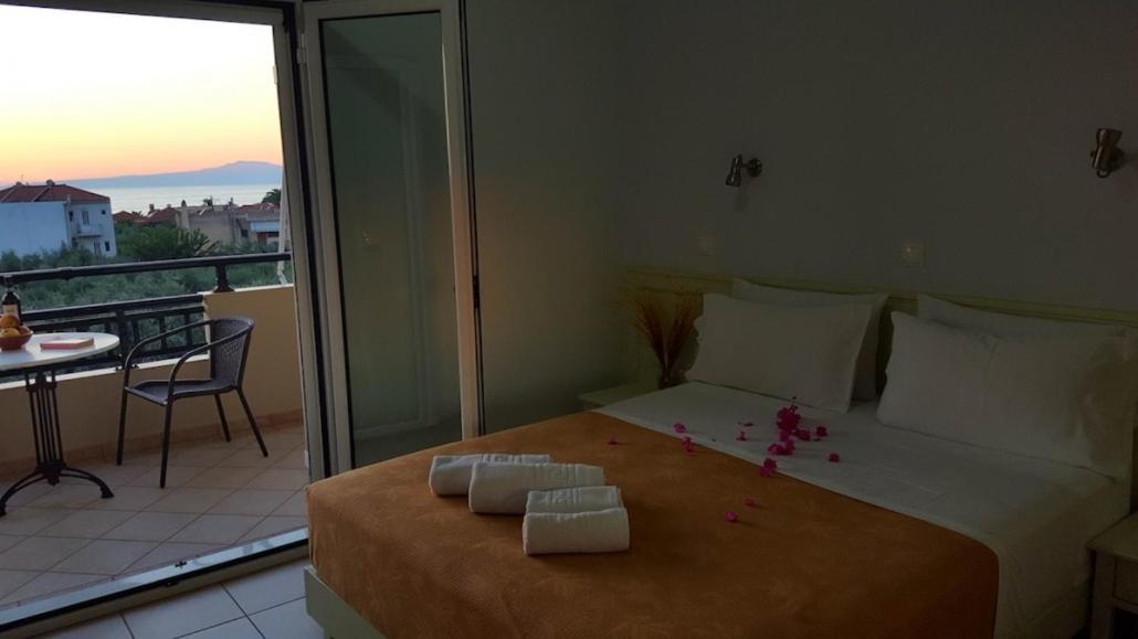 Bonos Apartments Stoúpa エクステリア 写真