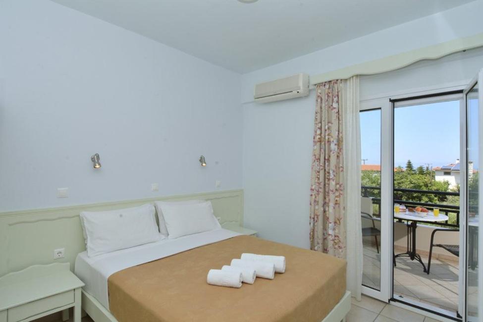 Bonos Apartments Stoúpa エクステリア 写真