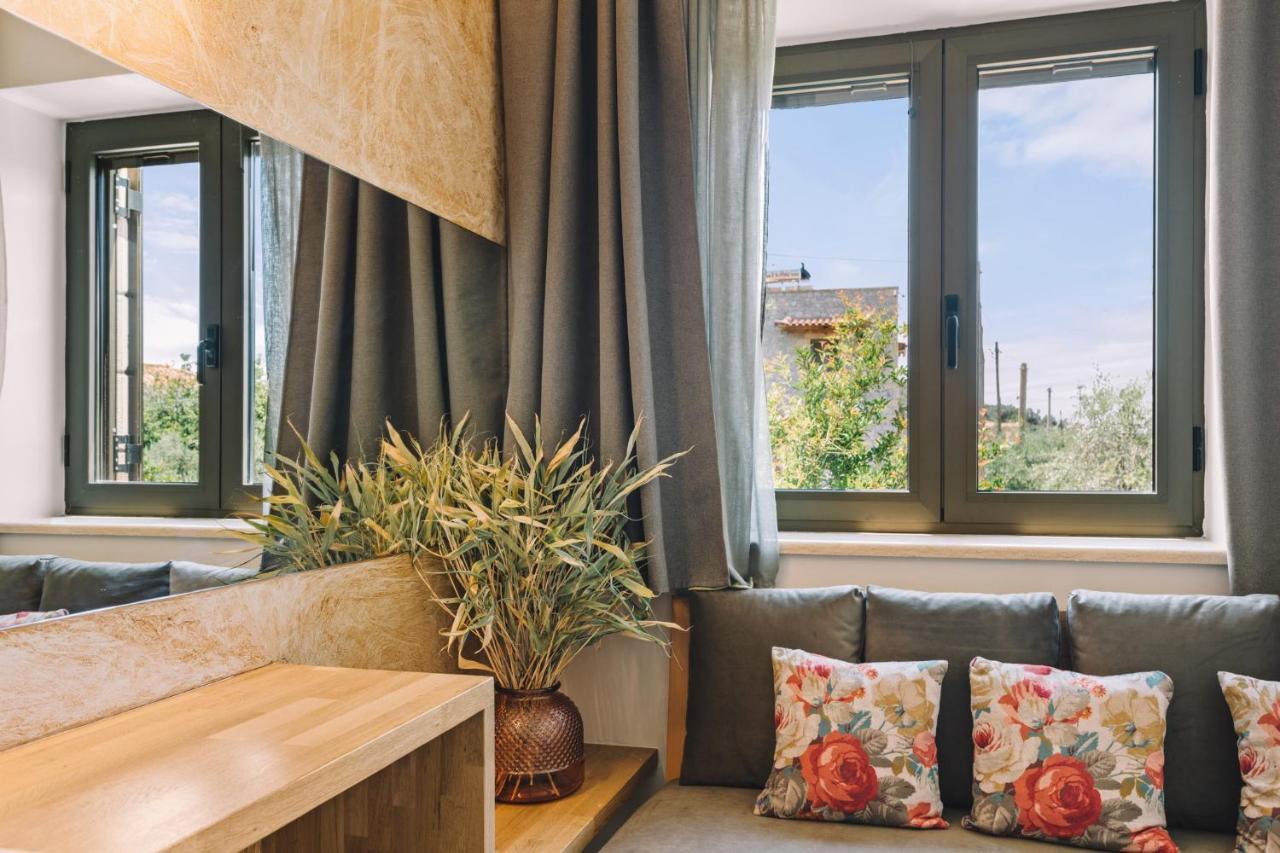 Bonos Apartments Stoúpa エクステリア 写真